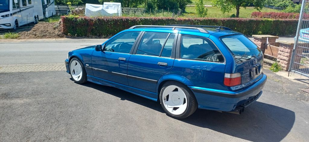 BMW 323 144.000 km 6.800 &euro; Dassel 37586