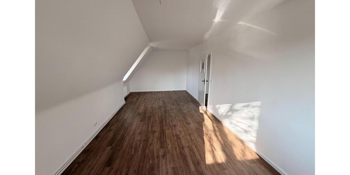 Dachgeschoßwohnung Groß Kreutz (Havel) - 1.5 Zimmer, 42 m&sup2;, 595&euro; | Angebot:25214507