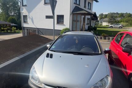 Peugeot 206 205.000 km 900 &euro; Morbach 54497