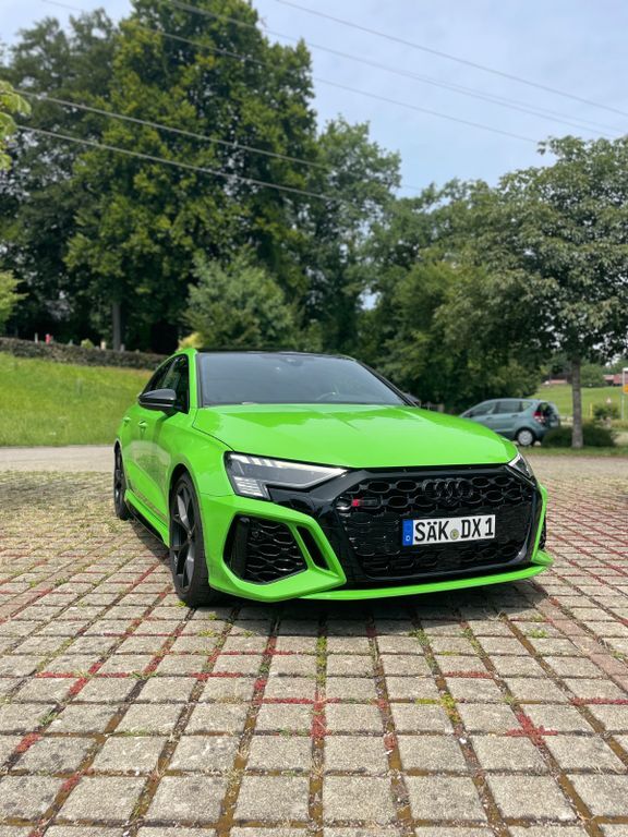 Audi RS3 8.200 km 63.500 € Laufenburg 79725