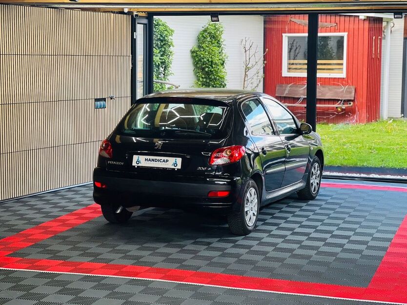 Peugeot 206 100.000 km 3.900 € Badenhausen 37539