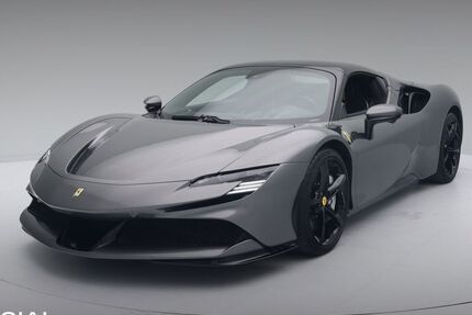 Ferrari SF90 2.257 km 419.900 &euro; Hamburg 22143