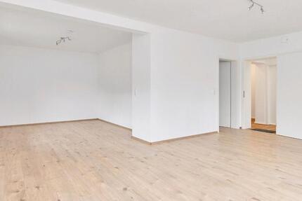 Haus Kusel - 4 Zimmer, 115 m&sup2;, 1.300&euro; | Angebot:26416721