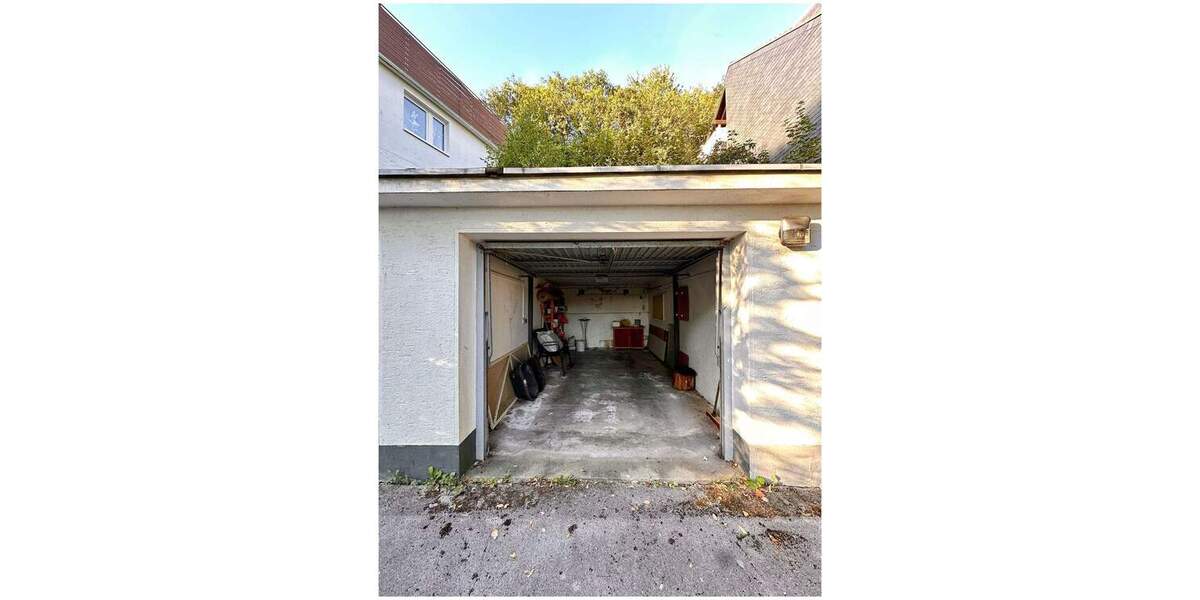 Etagenwohnung Remscheid Nord - 2 Zimmer, 83 m&sup2;, 139.900&euro; | Angebot:24708509