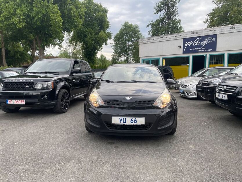 Kia Rio 136.000 km 3.990 € Marktrodach 96364