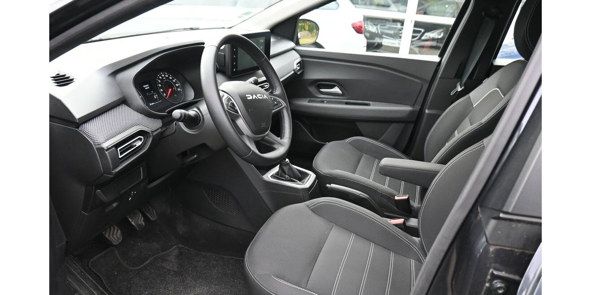 Dacia Sandero III 90 TCE *Expression* NaviApCarPlay 68.000 km 11.900 &euro; Seevetal - Hittfeld 21218