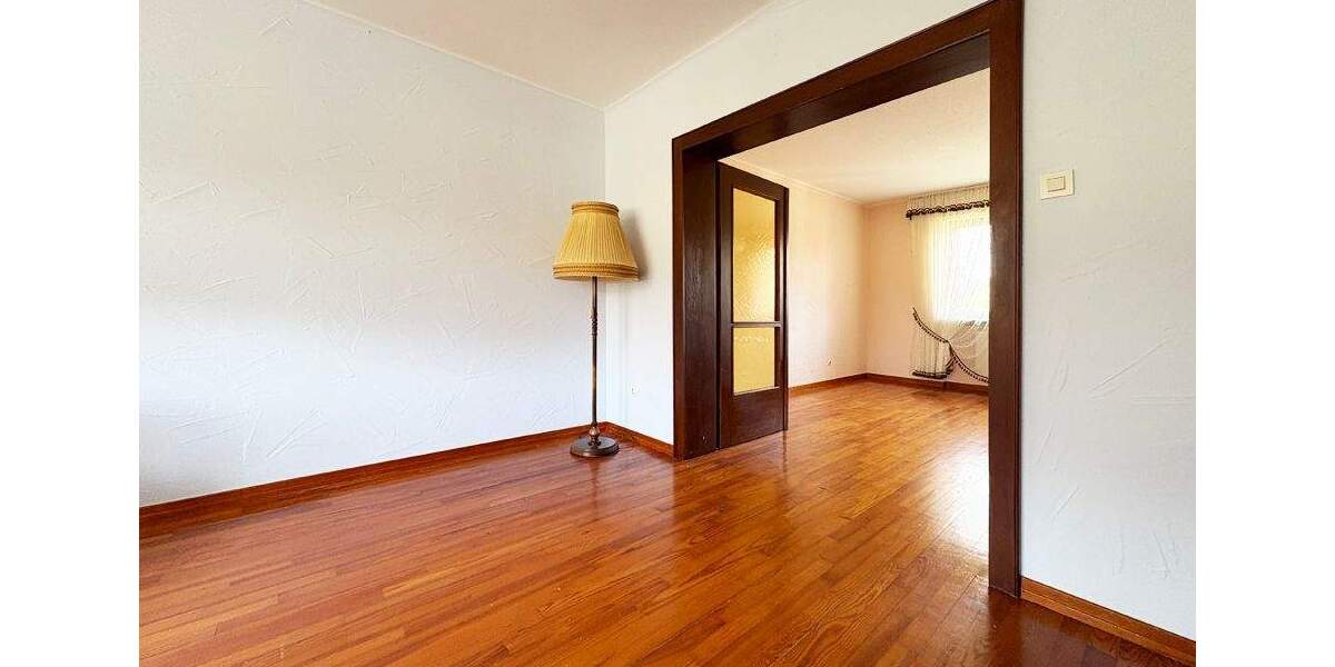 Einfamilienhaus Mandelbachtal Wittersheim - 8 Zimmer, 153 m&sup2;, 249.000&euro; | Angebot:24970480