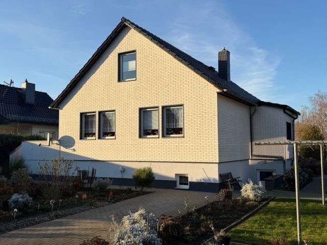 Haus zum Kaufen in Bützow 289.000 € 115 m² 5 zimmer