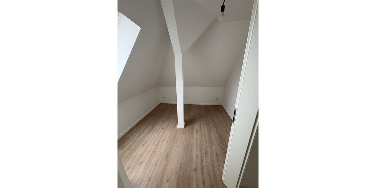 Doppelhaushälfte Dessau-Roßlau Dessau - 5 Zimmer, 135 m&sup2;, 2.180&euro; | Angebot:26148227