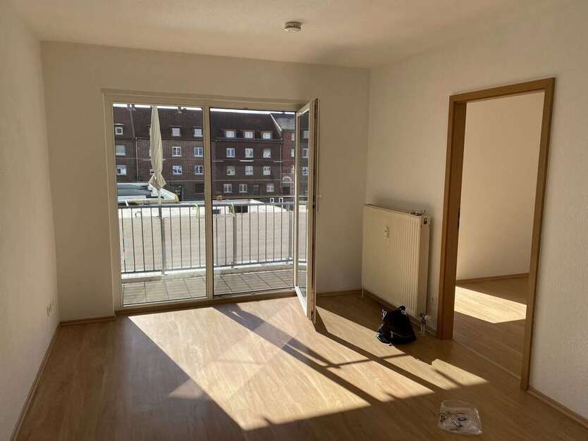 Wohnung zum Mieten in Mannheim 460 € 32.49 m²