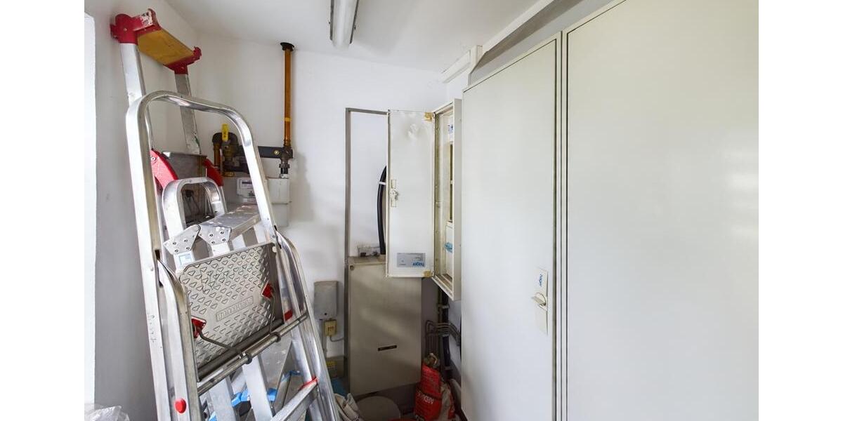Gewerbeobjekt Bremerhaven Schiffdorferdamm - 2.499&euro; | Angebot:23326057