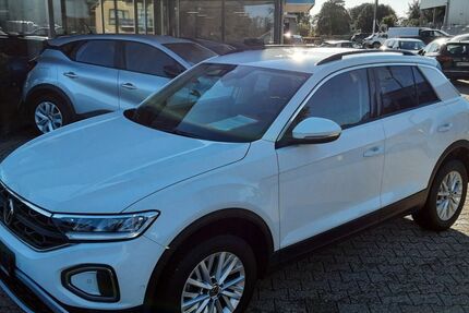 VW T-Roc 44.100 km 21.490 &euro; Monschau (bei Aachen) 52156