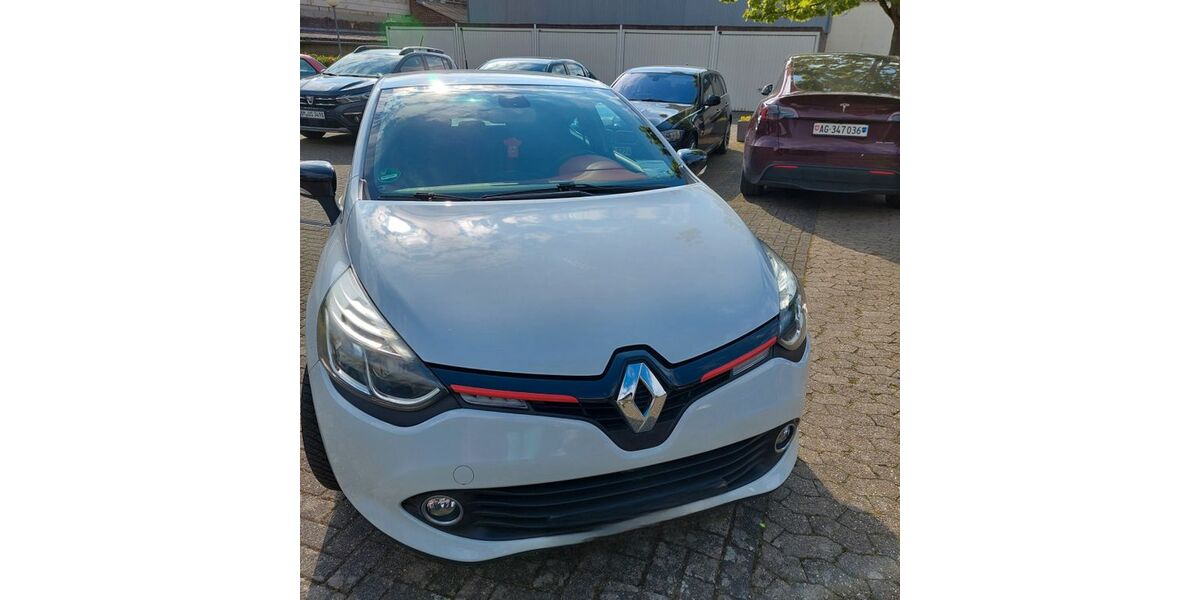 Renault Clio 38.100 km 8.900 &euro; Kerpen Horrem 50169