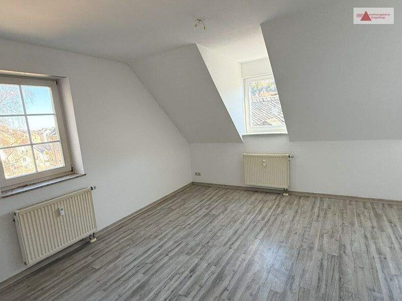 Etagenwohnung Annaberg-Buchholz Buchholz - 4 Zimmer, 90 m&sup2;, 495&euro; | Angebot:25688231