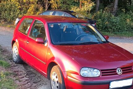 VW Golf 153.000 km 2.000 &euro; Lauda-Königshofen 97922