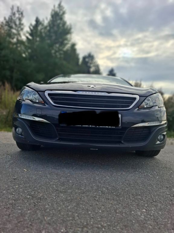 Peugeot 308 120.000 km 6.600 € Annaberg-Buchholz 09456