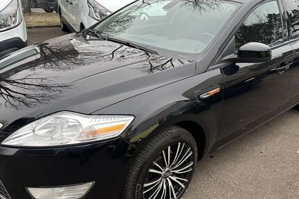 Ford Mondeo 146.556 km 3.990 &euro; Berlin 12249