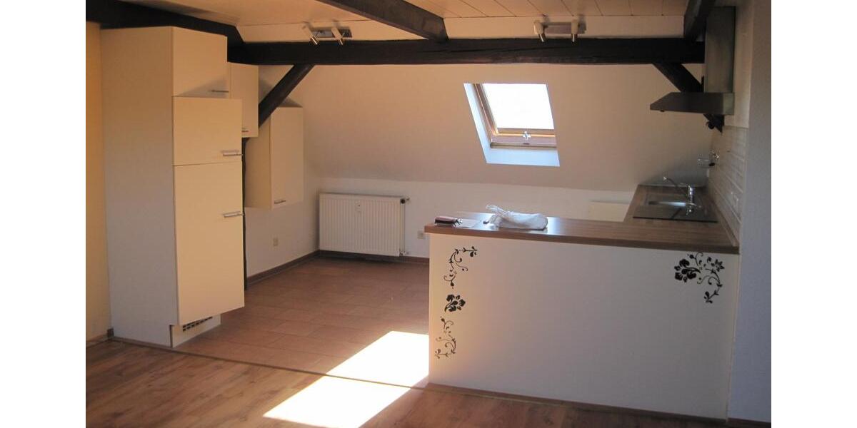 Dachgeschoßwohnung Wunstorf - 3.5 Zimmer, 100 m&sup2;, 600&euro; | Angebot:26201758