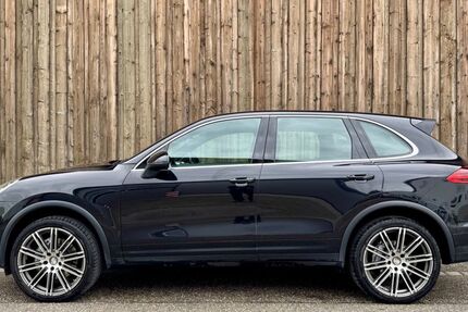 Porsche Cayenne 235.000 km 26.500 &euro; Rott am Inn 83543