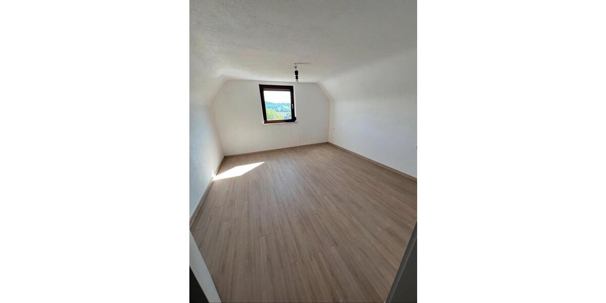 Einfamilienhaus Aalen Dewangen - 8.5 Zimmer, 180 m&sup2;, 409.000&euro; | Angebot:27142802
