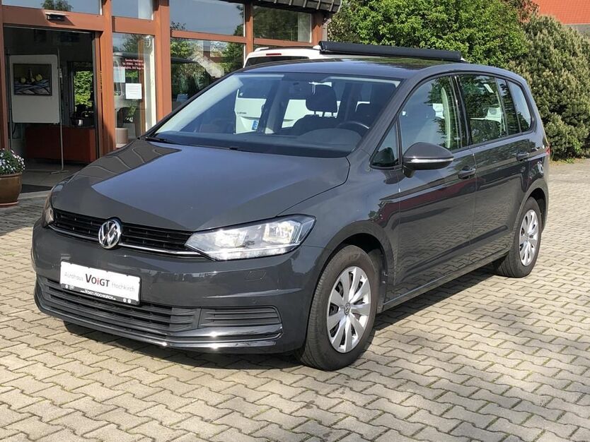 VW Touran 69.100 km 18.990 € Hochkirch 02627