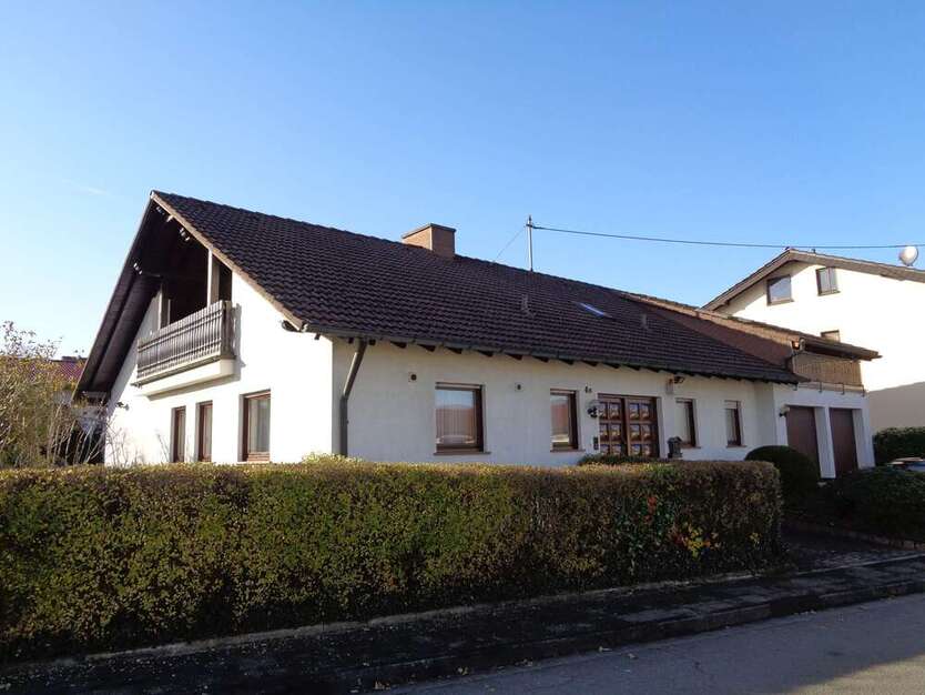 Haus zum Mieten in Mehlingen 1.960 € 230 m² 6 zimmer