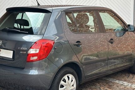 Skoda Fabia 201.682 km 2.500 &euro; Sonsbeck 47665