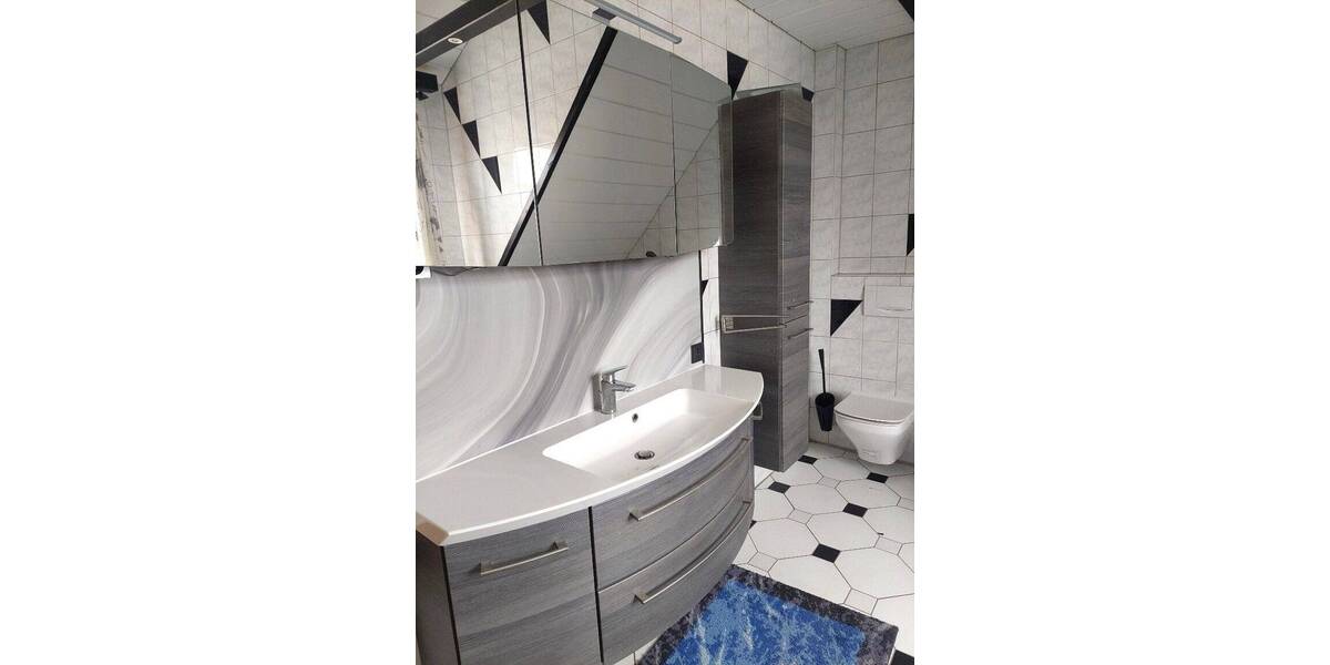 Etagenwohnung Hilders - 2 Zimmer, 79 m&sup2;, 139.000&euro; | Angebot:23944551