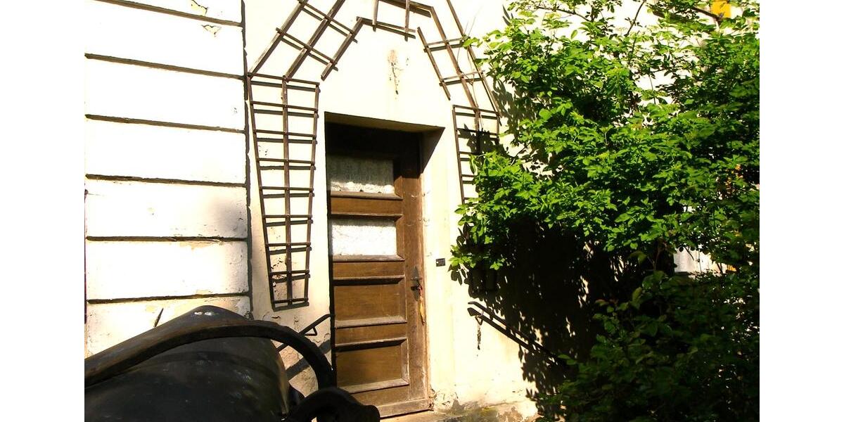 Einfamilienhaus Arberg - 10 Zimmer, 400 m&sup2;, 324.000&euro; | Angebot:26602753