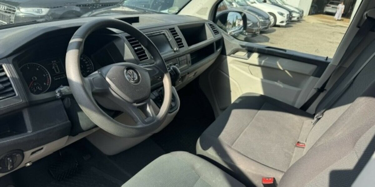 VW T6 Transporter 2.0 TDI Automatik EcoProfi lang 198.768 km 11.990 &euro; Neckarsulm 74172