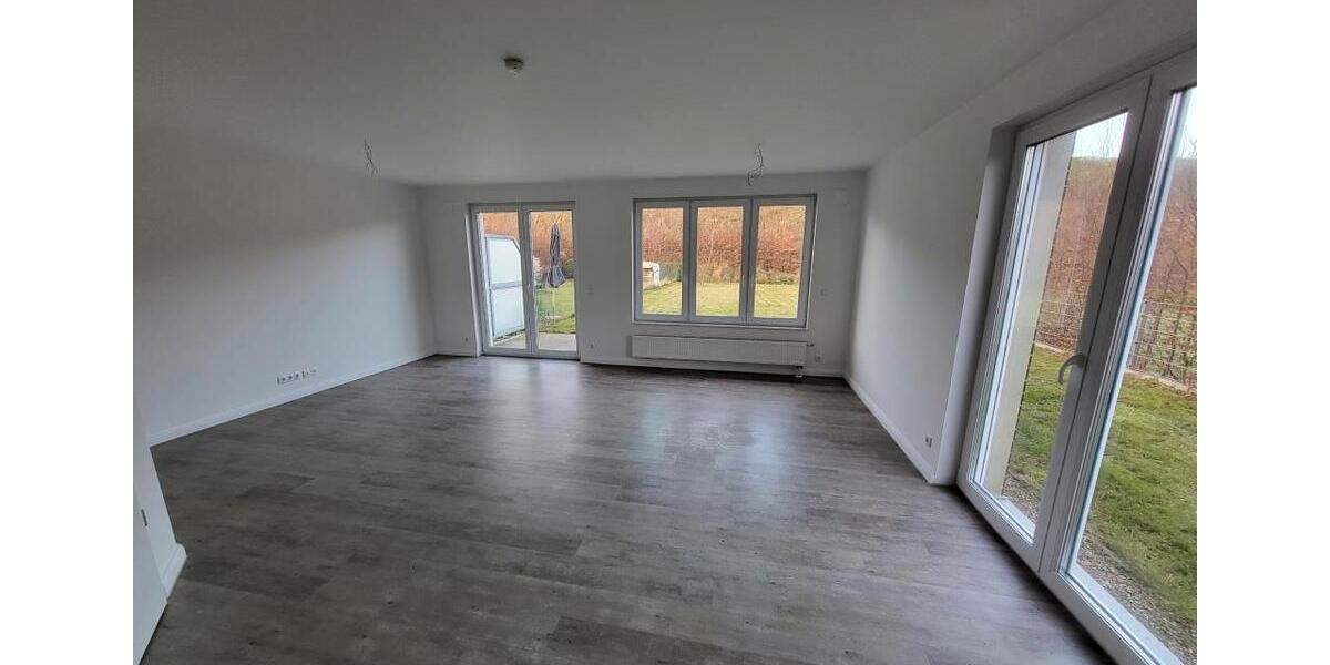Doppelhaushälfte Scharbeutz - 4 Zimmer, 107 m&sup2;, 1.600&euro; | Angebot:23837964