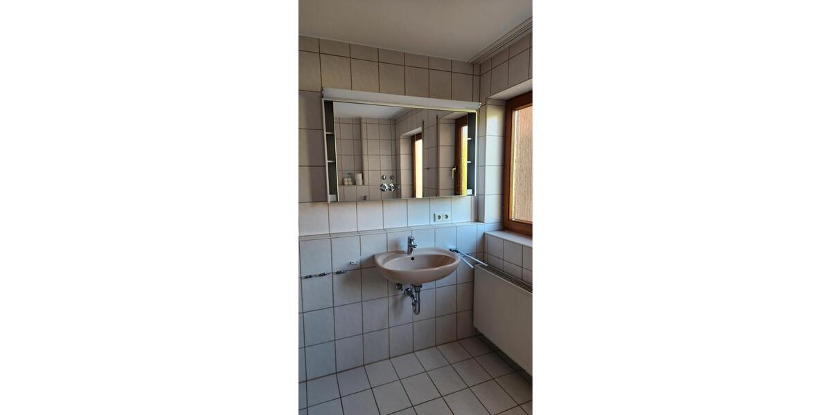 Etagenwohnung Schwäbisch Hall - 2.5 Zimmer, 70 m&sup2;, 205.000&euro; | Angebot:27024810