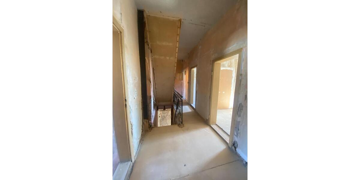Reihenhaus Bad Schmiedeberg - 5 Zimmer, 125 m&sup2;, 23.500&euro; | Angebot:22400671
