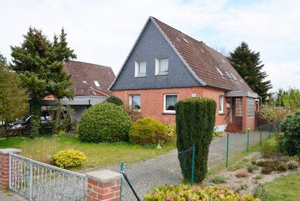 Großes Einfamilienhaus mit 6 Zimmern