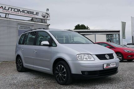 VW Touran 78.100 km 7.490 &euro; Königsbrunn 86343