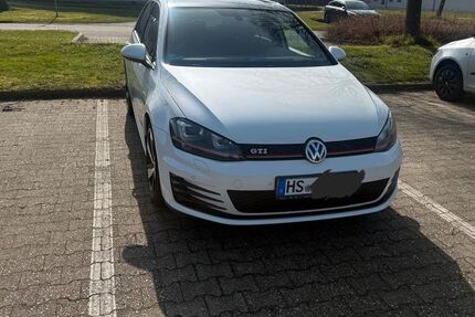 VW Golf 98.500 km 17.900 &euro; Geilenkirchen 52511