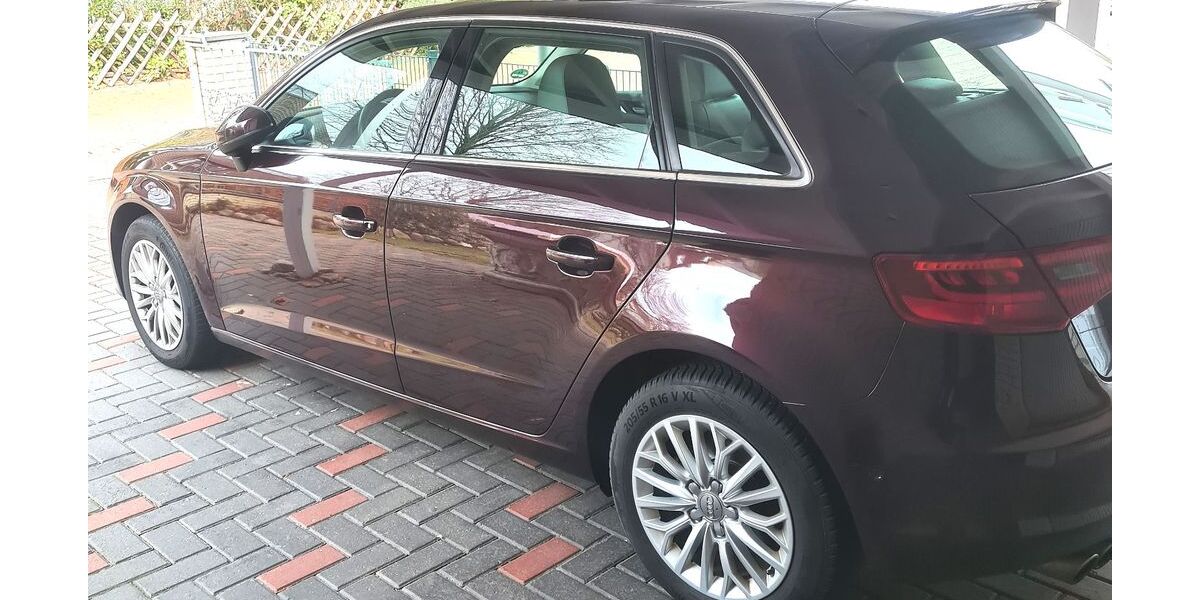 Audi A3 111.000 km 16.450 &euro; Hannover 30627