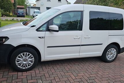 VW Caddy 110.000 km 13.900 &euro; Uelzen 29525