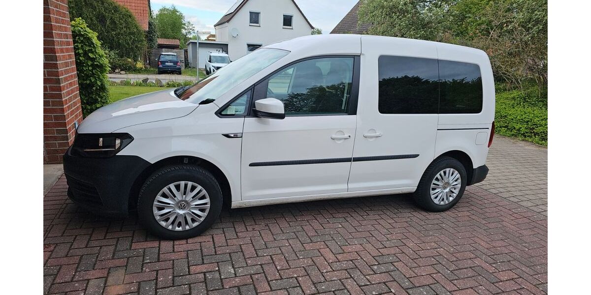 VW Caddy 110.000 km 13.900 &euro; Uelzen 29525