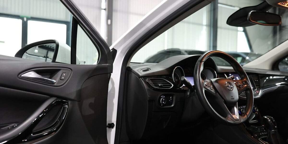 Opel Astra K ST 1.6 CDTI INNOVATION / LED,NAVI+KAMERA 188.000 km 8.888 &euro; Hamm 59077