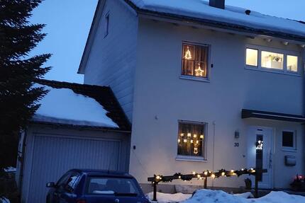 Haus Isny im Allgäu - 5 Zimmer, 100 m&sup2;, 1.500&euro; | Angebot:25105756