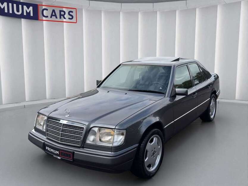 E 300