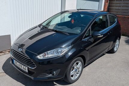 Ford Fiesta 98.000 km 6.450 &euro; stolberg 52223