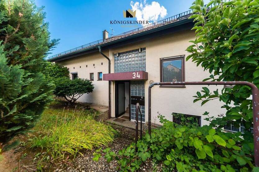 Dreifamilienhaus mit großem Grundstück und Entwicklungspotenzial 9 zimmer