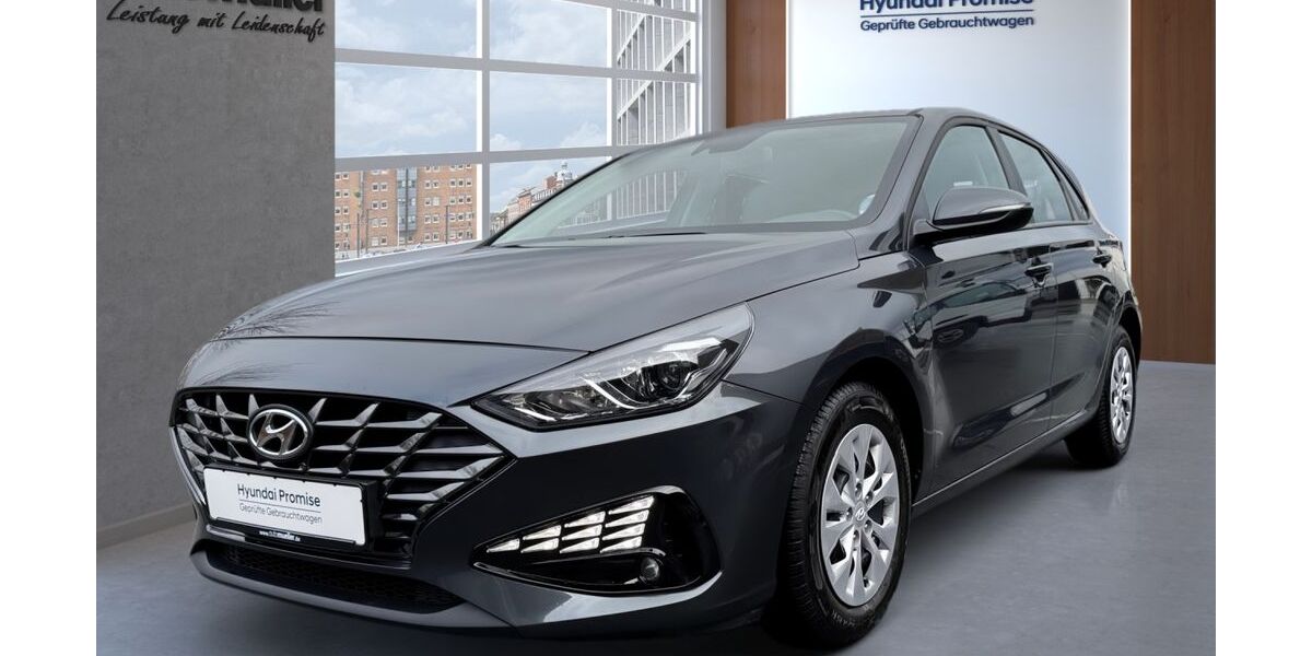 Hyundai i30 33.589 km 17.330 &euro; Coburg 96450