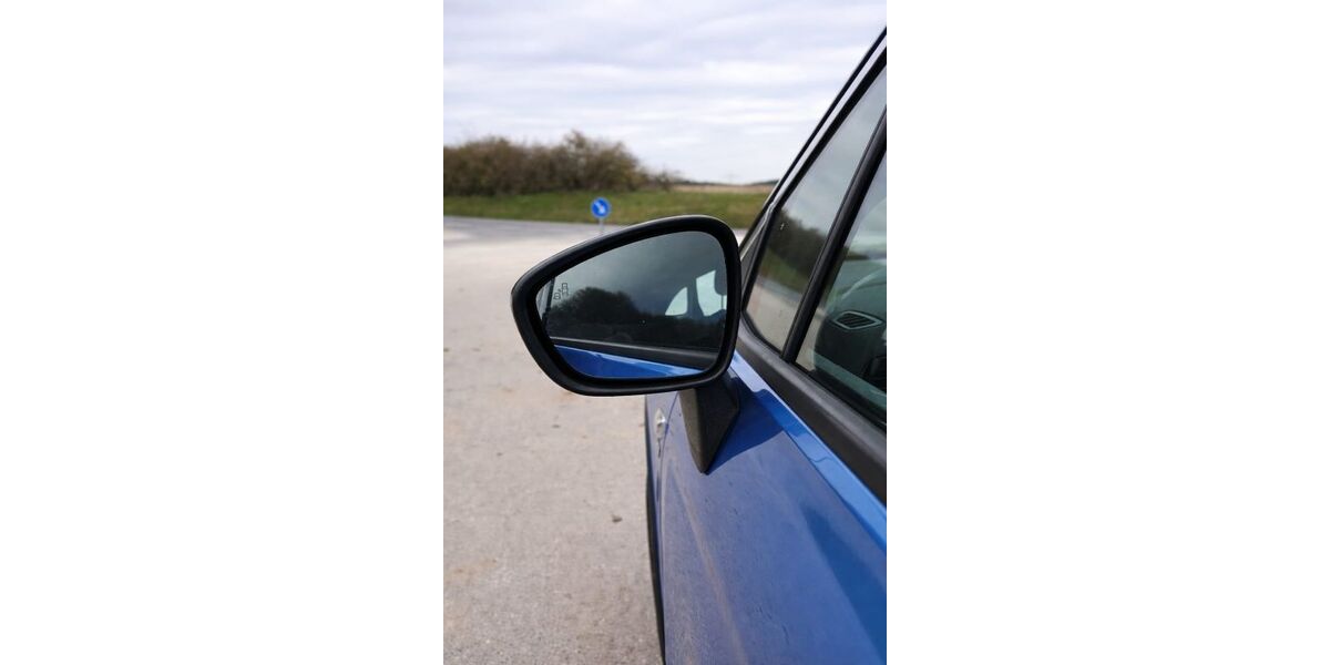 Opel Crossland (X) 110.850 km 11.200 &euro; Schwabach 91126