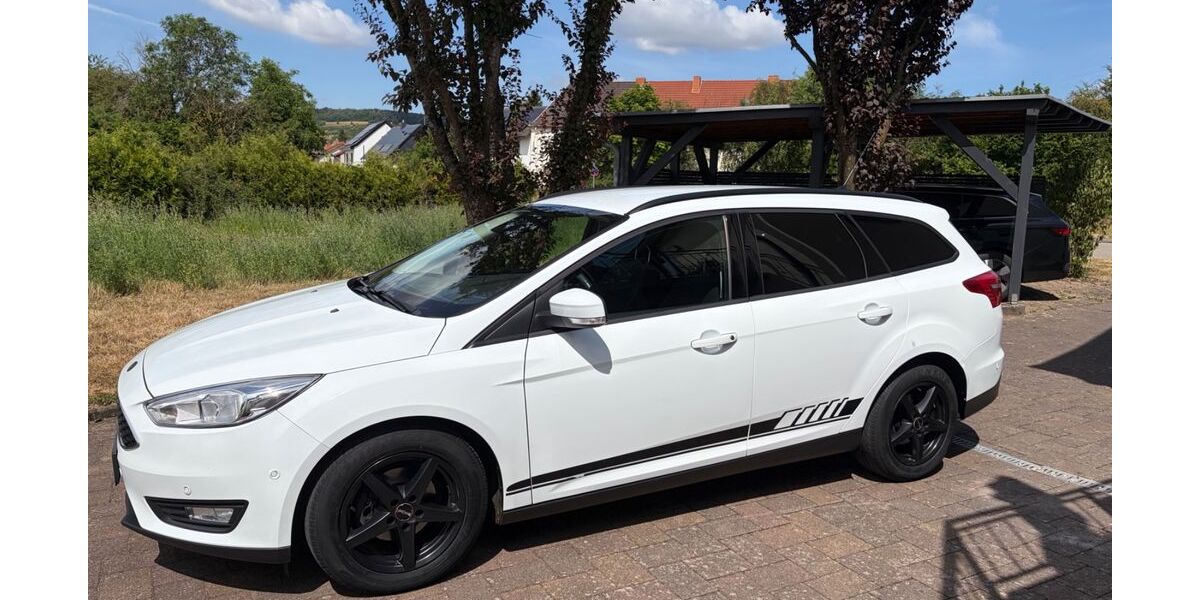 Ford Focus 108.685 km 8.250 &euro; Gersheim 66453