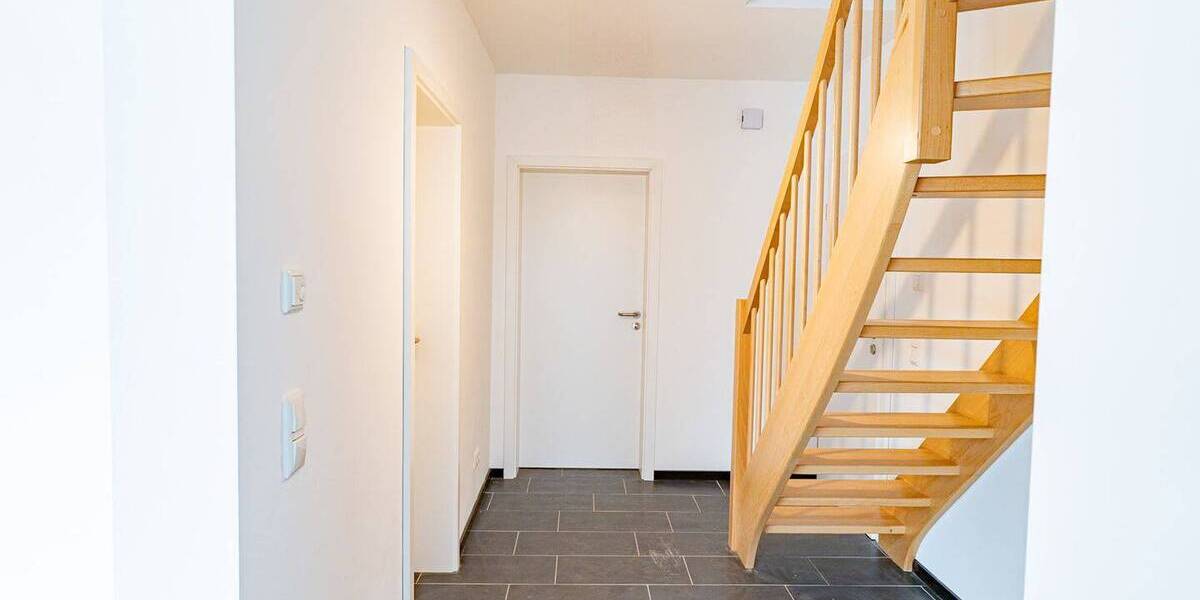 Etagenwohnung Hemmoor Warstade - 3 Zimmer, 96 m&sup2;, 1.055&euro; | Angebot:22774143