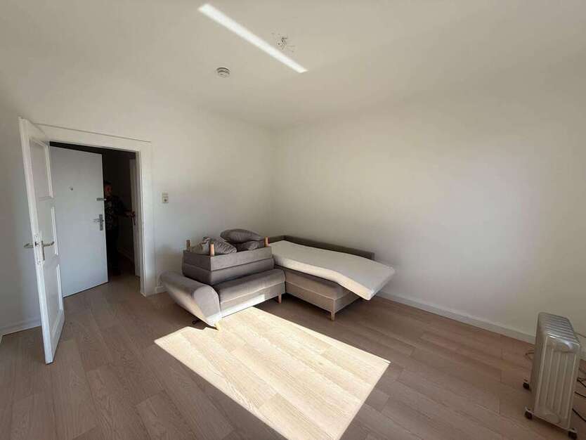Wohnung zum Mieten in Düsseldorf 1.004,32 € 62.77 m²