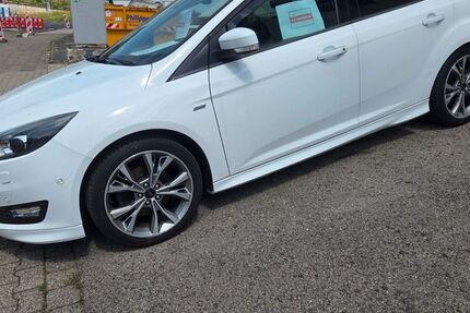Ford Focus 110.000 km 13.500 &euro; Aachen 52072